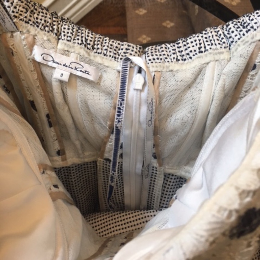 ❗️SOLD❗️Oscar De La Renta Cape Formal Gown - Picture 6 of 8